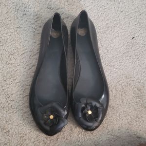 Flower Detail Flats